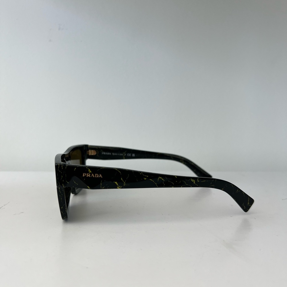 PRADA Men’s Shades - Picture 4 of 6